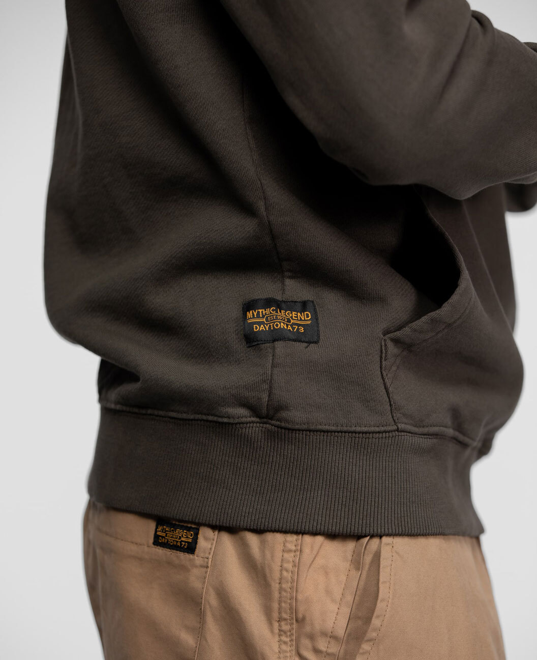 103848-tony-kaki-(4)