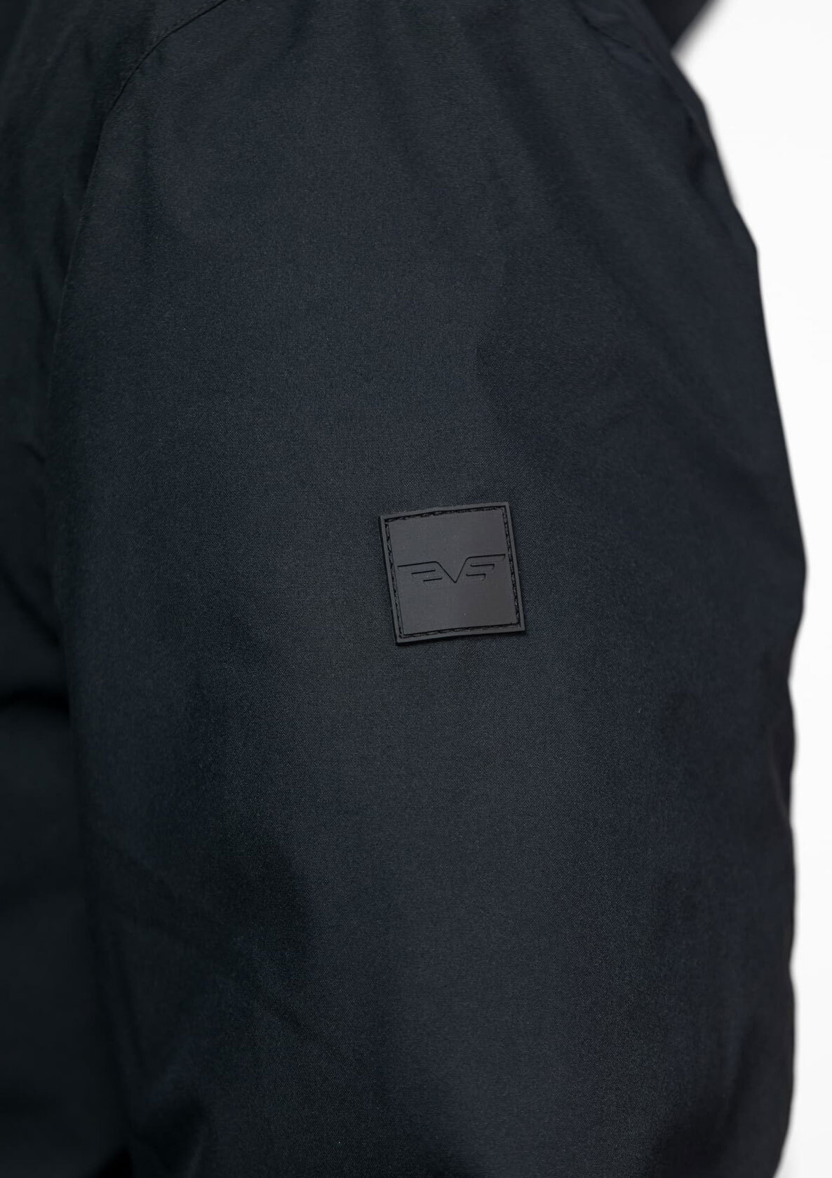 104444-REGSON-BLACK--(7)-mi