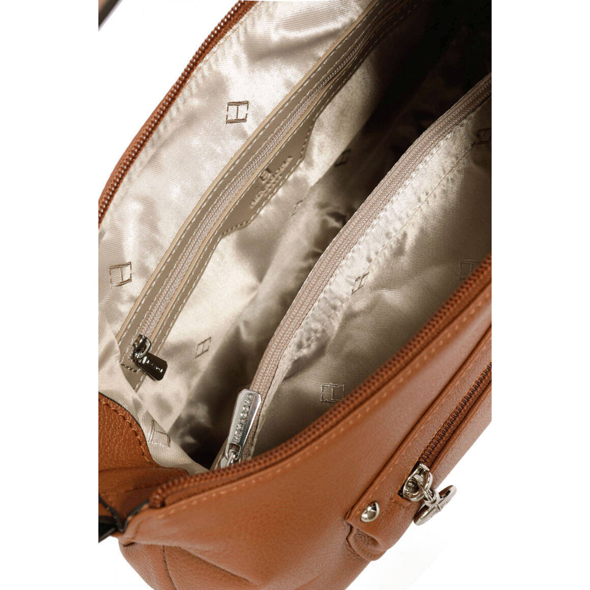 462349-tan-interieur