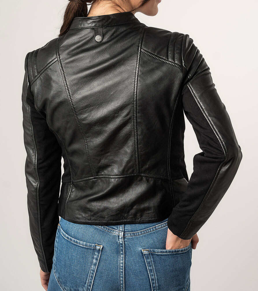 bylli-noir-dos-principal