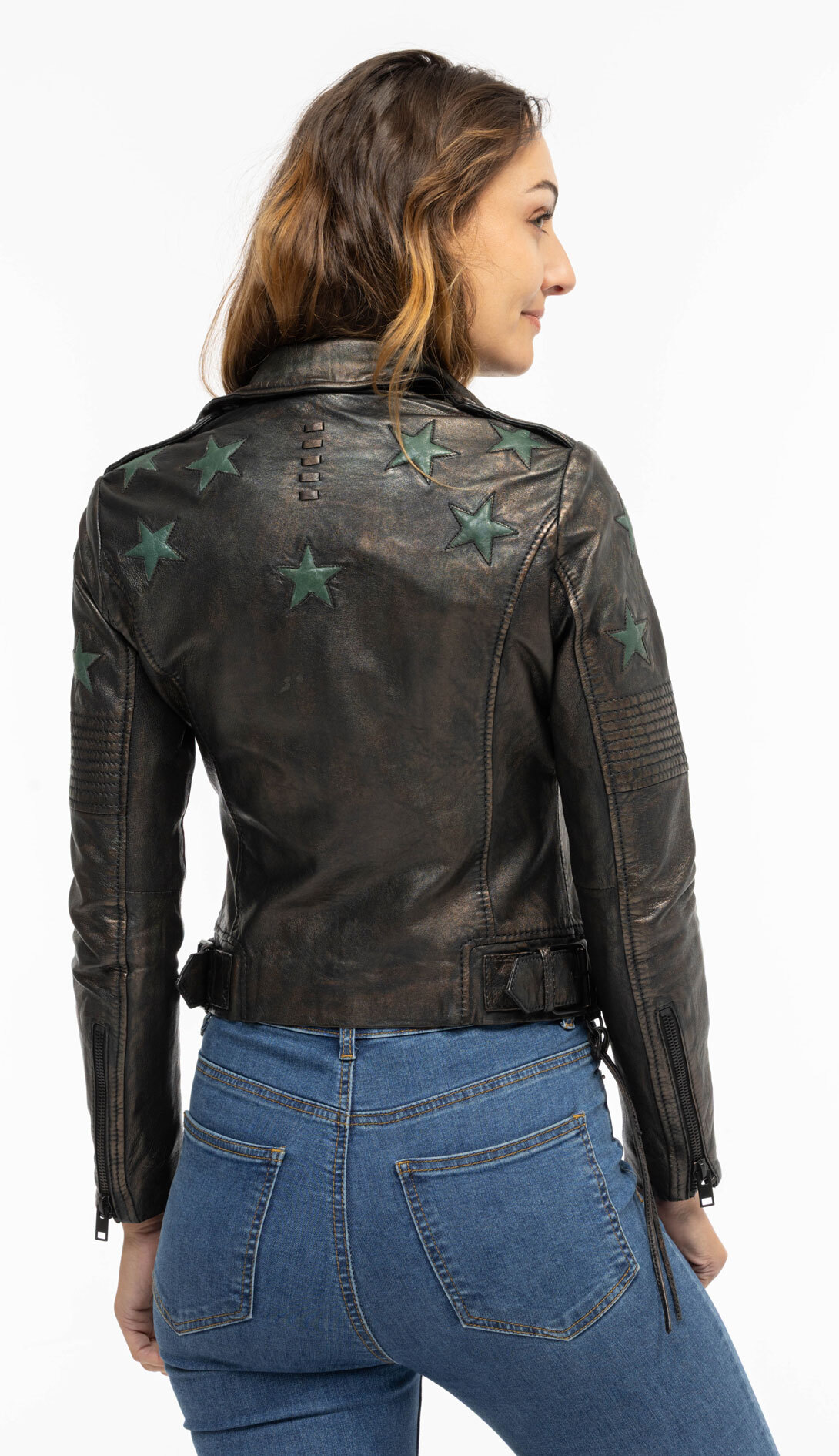 CG25-Femmes-2101-0230-0546B