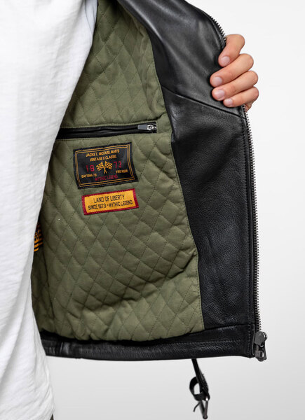 100968-RICK-BLACK-(5)-min