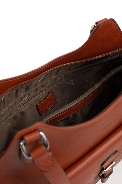 6880225-terre-interieur