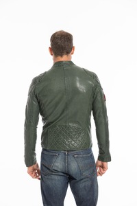 CG-23-HOMME-132-GREEN-25085 1