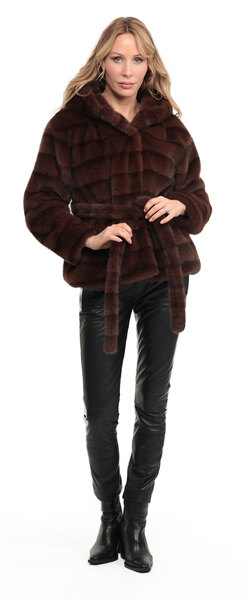 MINK-COURT-MARRON-IMG_1121