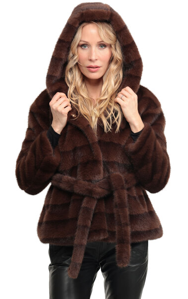 MINK-COURT-MARRON-IMG_1126